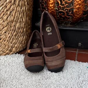 Merrell Eden multi Brown Flats. Non slip tread for multi surfaces